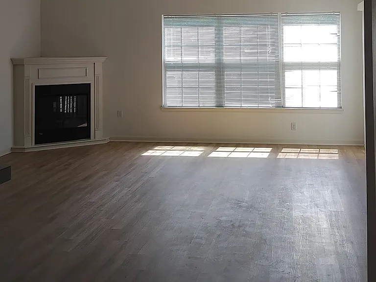 9282 Tournament Dr — Photo 20
