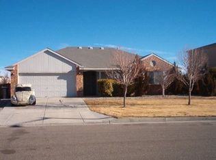 1720 Strawberry Dr NE, Rio Rancho, NM 87144