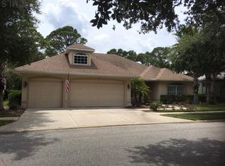 18 Riverbend Dr, Palm Coast, FL 32137
