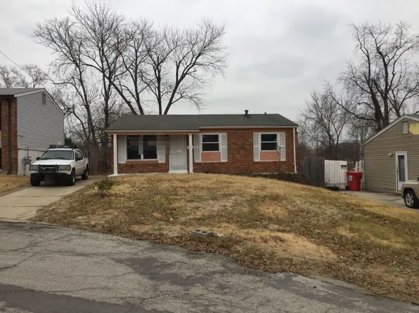 10222 Castle Dr, Saint Louis, MO 63136