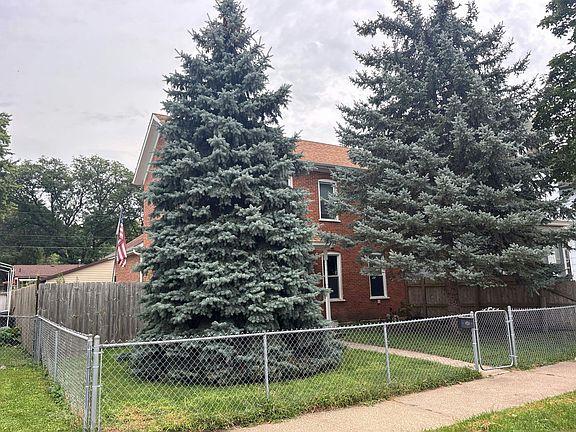 3rd image of 2760 Jackson St