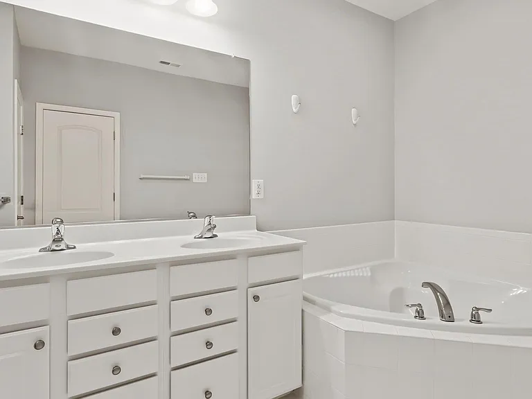 643 Pullman Pl — Photo 25