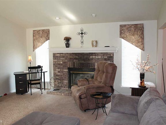 5th image of 54748 Bradshaw Dr