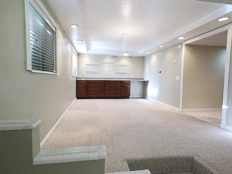 1656 E Ensign Cir — Photo 12