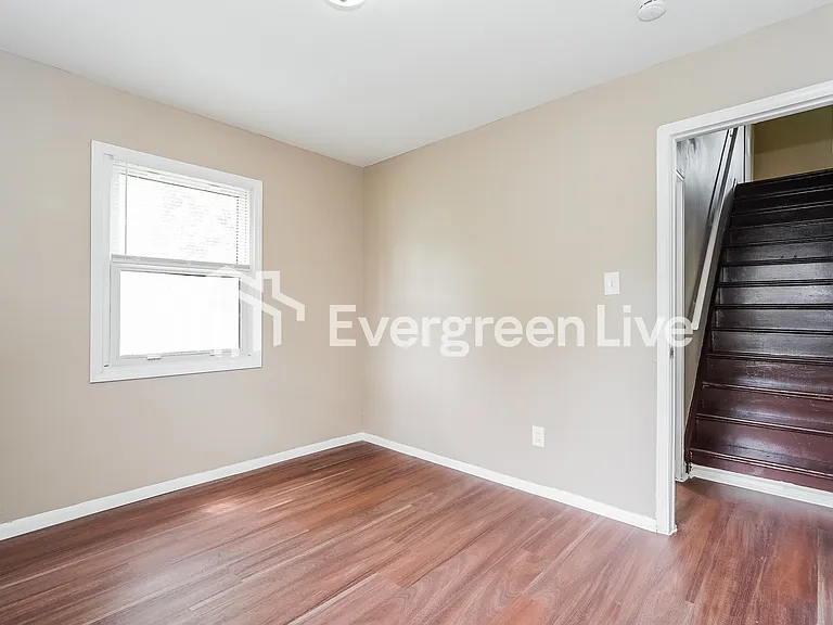 939 Colgate Rd — Photo 10
