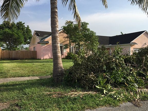 3rd image of 9300 Ashley Dr