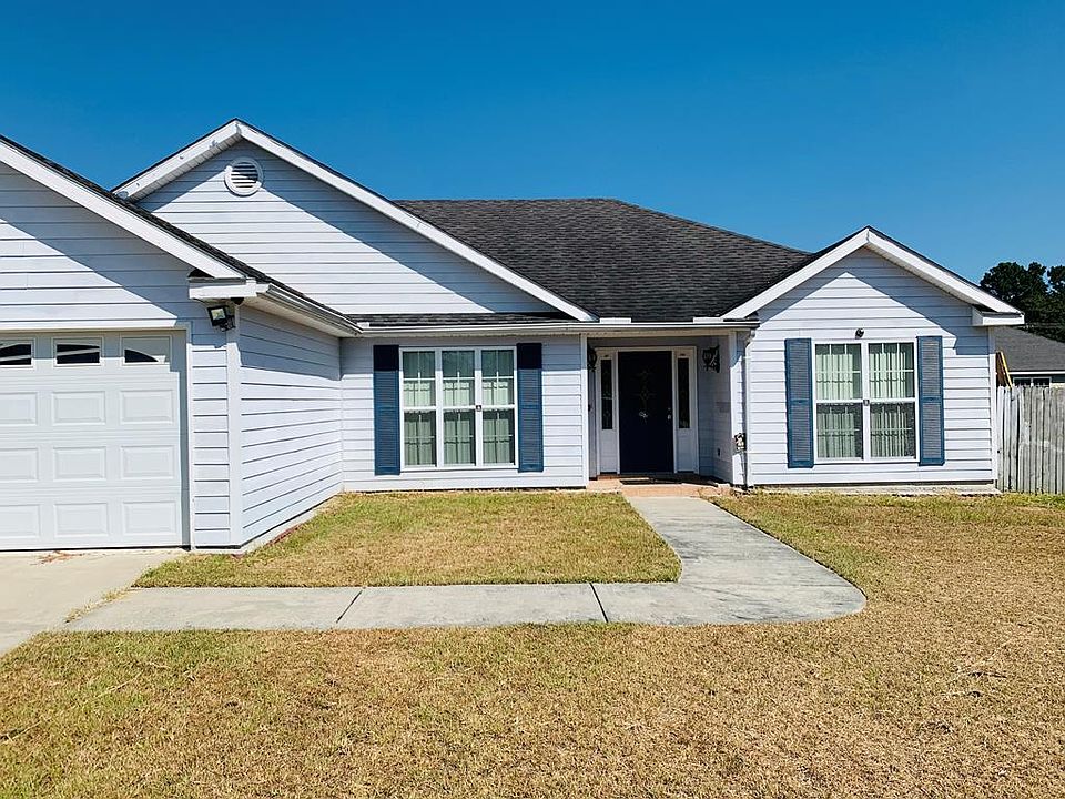 1st image of 3933 Pecan Dr