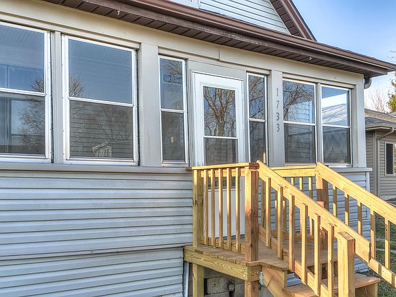 2nd image of 1733 East Ave