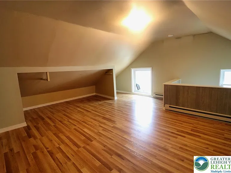 526 Prospect Ave — Photo 24