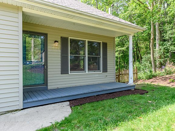 2nd image of 2520 Oakcreek Ave