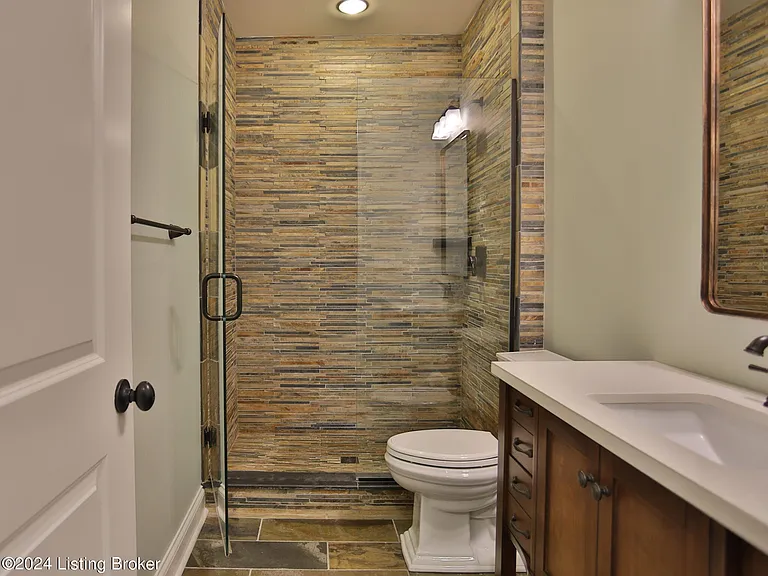 9300 Blazing Star Ln-38
