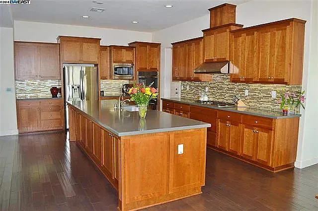 Building Photo - 1850 N Terracina Dr
