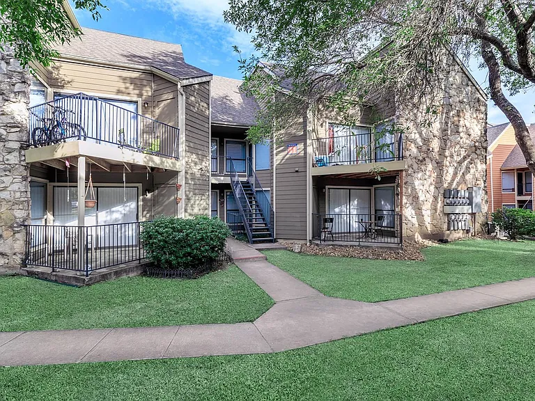 The Landing Apartments — Photo 40