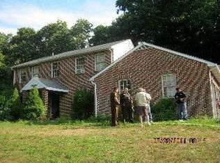 1080 Lorraine Dr, Marcus Hook, PA 19060