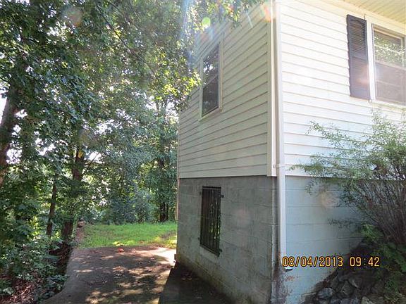 4th image of 507 1st St