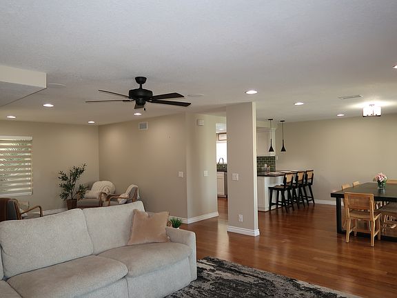3rd image of 4229 Stone Cir