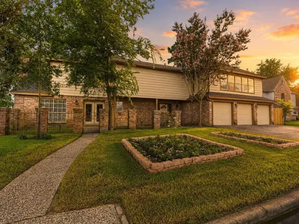 15027 Walters Rd, Houston, TX 77068
