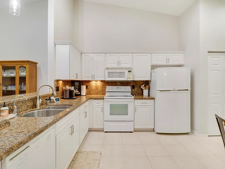 8063 Dolomtian Way — Photo 13