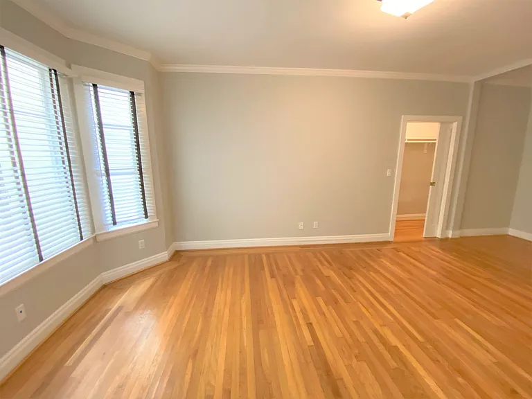 1348 Sacramento — Photo 7