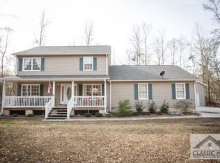 114 Woodlake Dr, Colbert, GA 30628