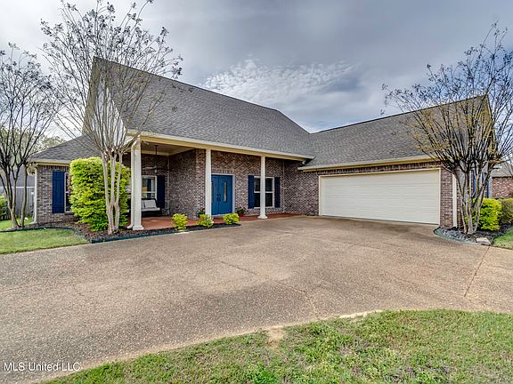 2nd image of 329 Towne St