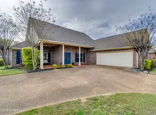 329 Towne St, Brandon, MS 39042