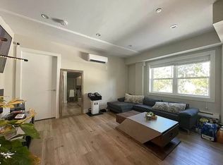 86-57 Midland Pkwy #1C, Jamaica, NY 11432