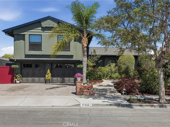 17432 Almelo Ln, Huntington Beach, CA 92649