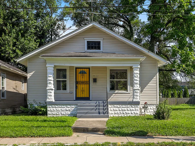2522 Wilson Ave — Photo 16