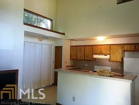 2nd image of 8518 Pineland Dr APT C