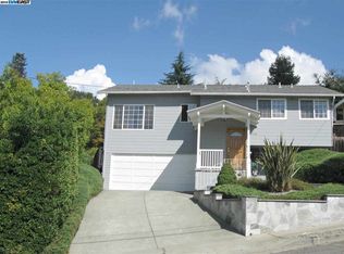 5058 Rahlves Dr, Castro Valley, CA 94546
