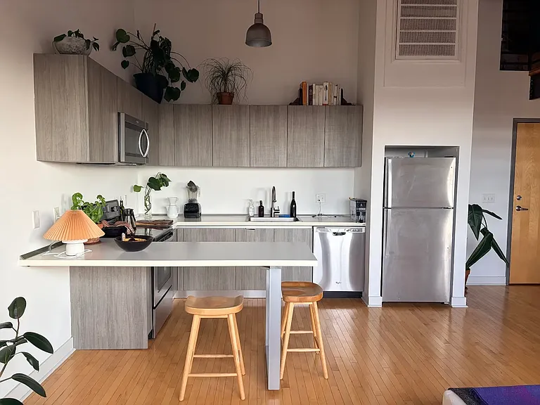 36 Cromwell St #403 — Photo 3