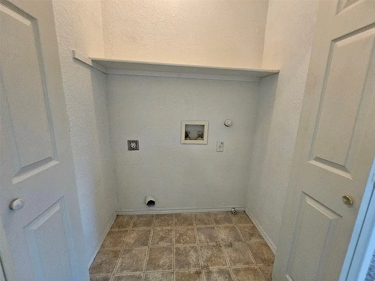 304 Windridge Village Cv — Photo 23