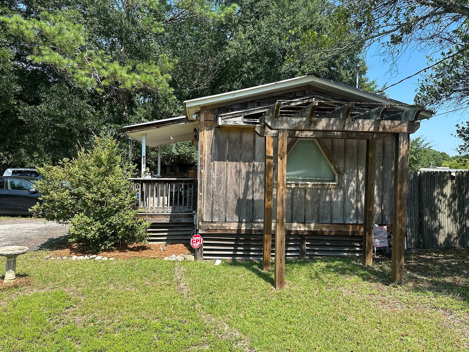 3 bed, 944 sqft, $2,000 — Photo 3