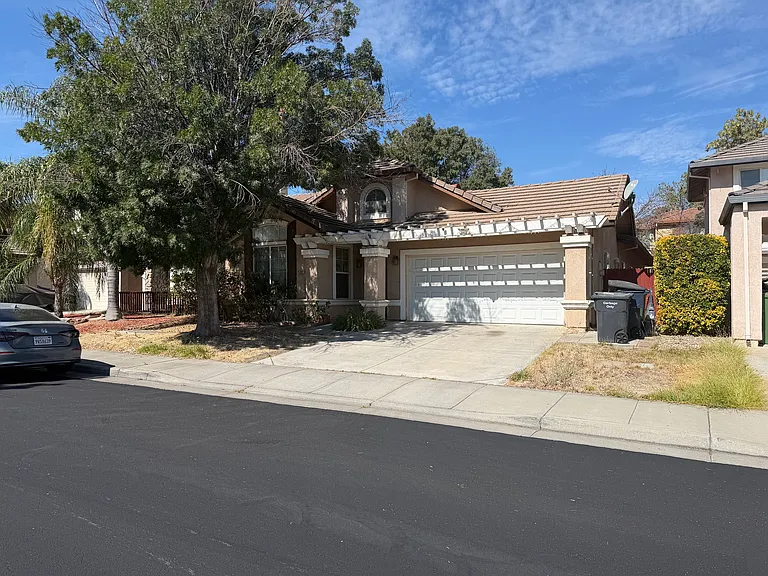 4309 Dalehurst Ln — Photo 1