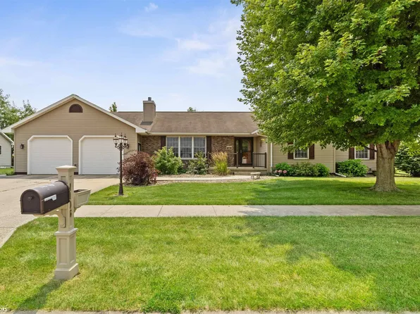 1106 Huron St, Mediapolis, IA 52637