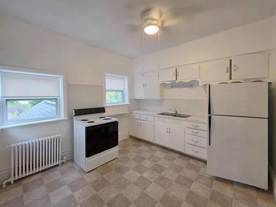 905.5 Germania St