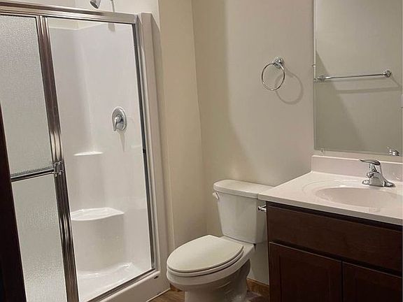 5th image of 426 N Oak Crest Dr APT E44