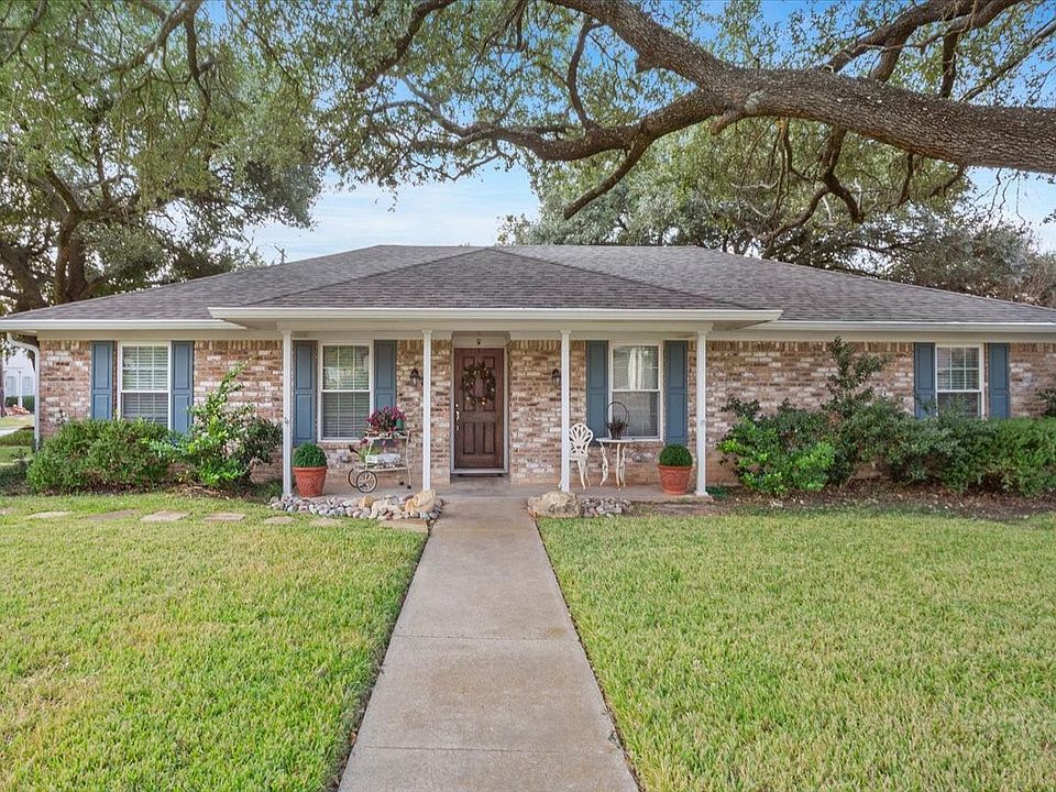 1st image of 8604 Briargrove Dr