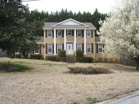 1st image of 4047 Linda Ln