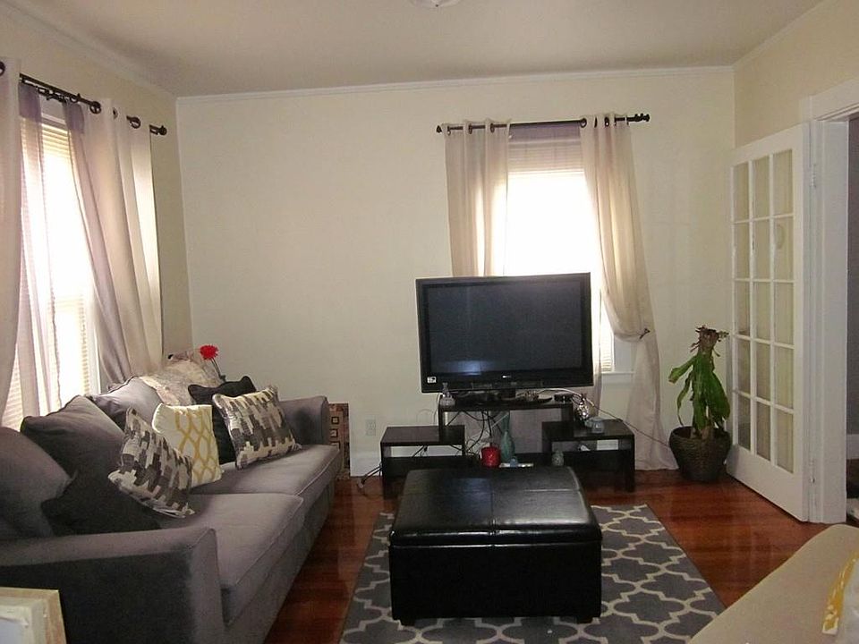 1st image of 13 Francis Ave #13