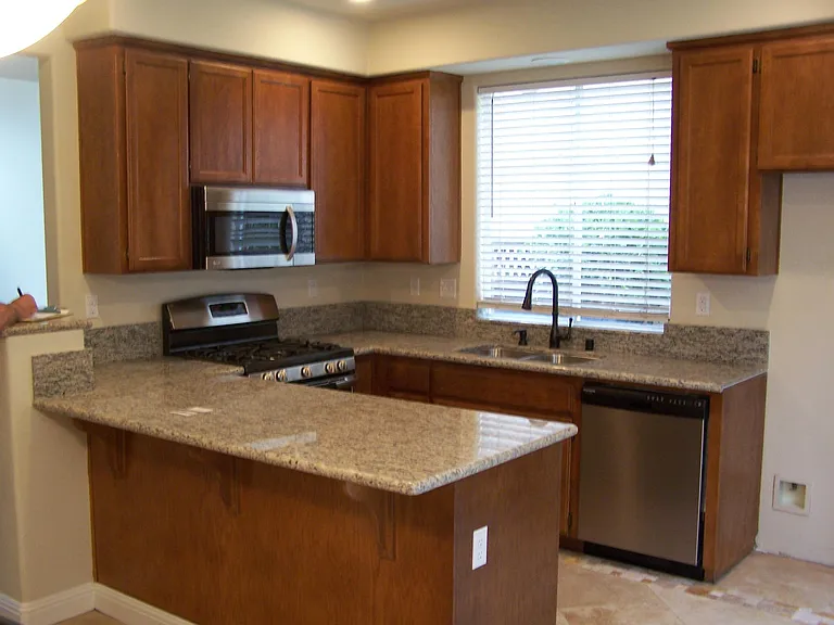 230 Holland Cir — Photo 4