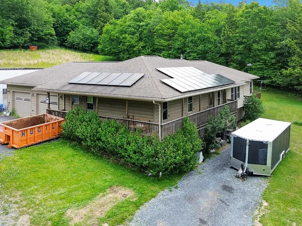 820 3rd Ave, Hastings, PA 16646