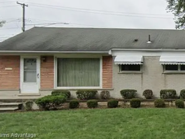 431 Radcliff St, Garden City, MI 48135