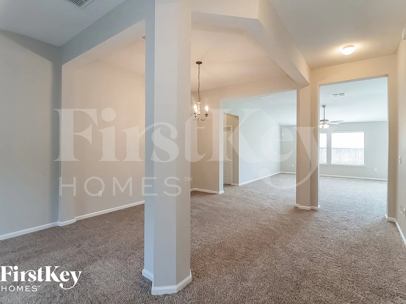 3 bed, 2.0 bath, 1735 sqft, $2,210 — Photo 2