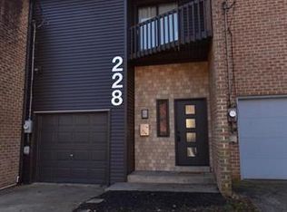 228 Fairview Ave, Lancaster, PA
