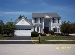 3476 Wilkes Dr, Naperville, IL 60564