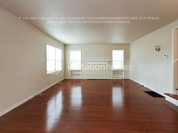 3rd image of 215 W 10th St
