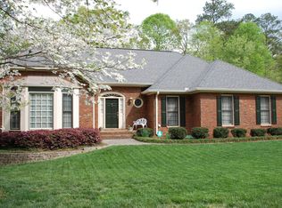 255 Saddle Creek Dr, Roswell, GA 30076