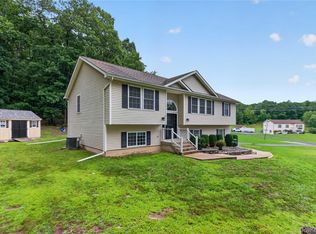 291 Huckleberry Turnpike, Wallkill, NY 12589